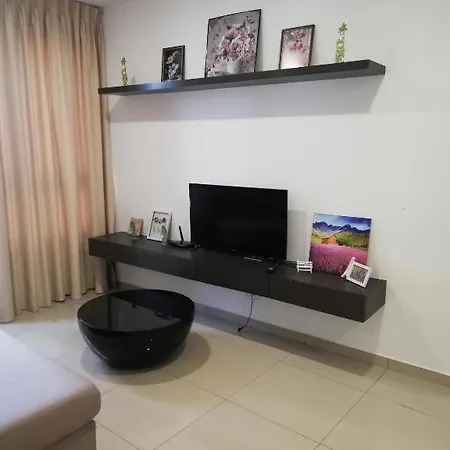 Premier Deluxe 2R1B # I-City Free Wifi + Parking Shah Alam Exterior photo