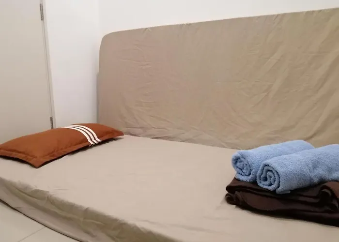 Premier Deluxe 2R1B # I-City Free Wifi + Parking