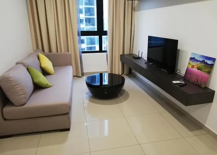 Premier Deluxe 2R1B # I-City Free Wifi + Parking