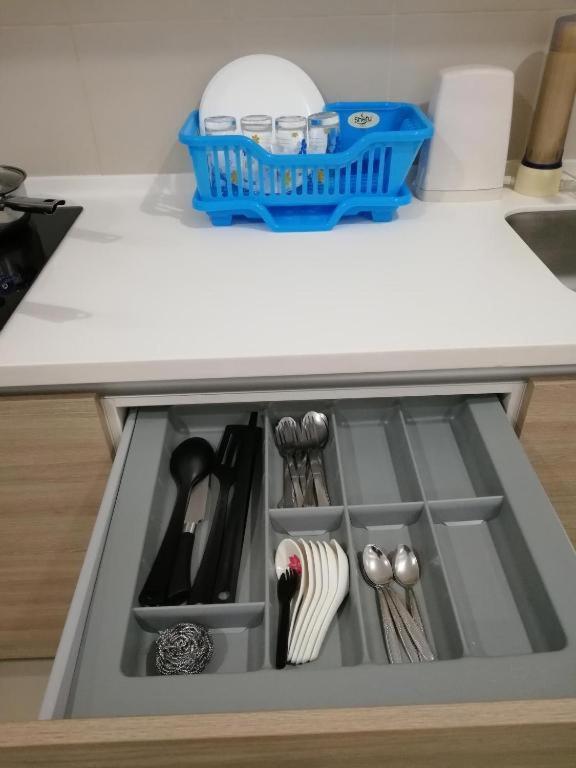 Apartment Premier Deluxe 2r1b # I-city Free Wifi + Parking Shah Alam