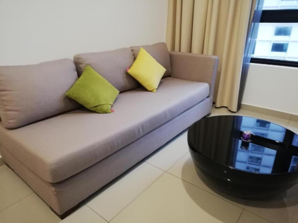 Apartment Premier Deluxe 2r1b # I-city Free Wifi + Parking Shah Alam