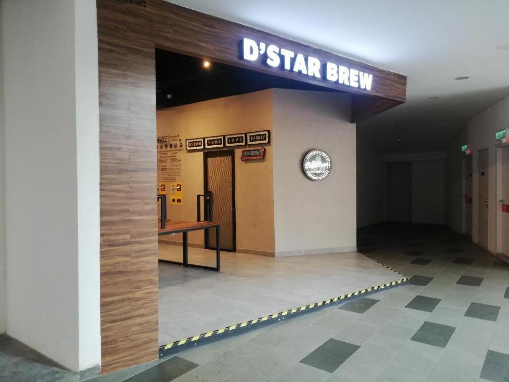 Premier Deluxe 2r1b # I-city Free Wifi + Parking Apartment Shah Alam